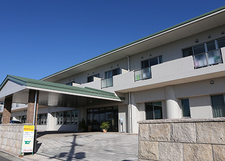 《週3日から相談OK！◆シフトは日勤のみ◆車通勤OK！◆幅広い年代のスタッフが活躍しています！》久留米市荒木町にある有料老人ホームで介護のお仕事！【派遣】