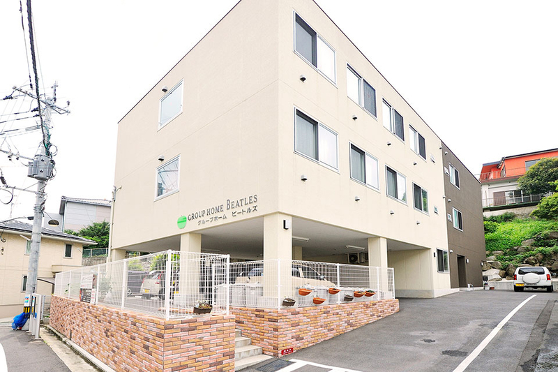 《JR鹿児島本線「枝光駅」徒歩10分◆マイカー通勤OK！◆週3日から相談可能です！》北九州市八幡東区にあるグループホームで介護のお仕事！【派遣】