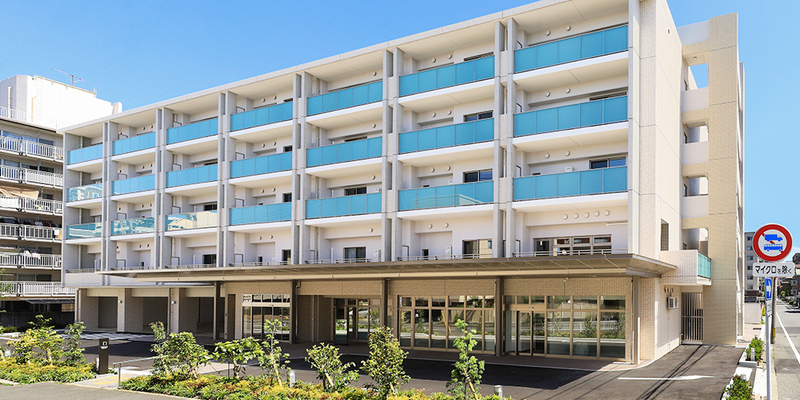 《マイカー通勤OK★夜勤はありません★地下鉄七隈線「別府駅」徒歩9分》福岡市城南区にあるサービス付き高齢者向け住宅での介護のお仕事!スタッフ同士協力して残業はほとんどありません♪