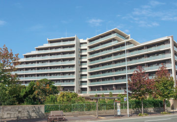 《夜勤専従(日中帯の可)の募集！◆マイカー通勤OK◆幅広い年代の方が活躍》福岡市城南区にある有料老人ホームで看護のお仕事！