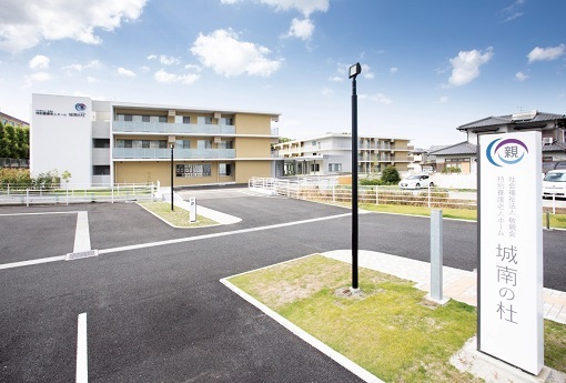 《梅林駅徒歩5分★車通勤OK★シフト応相談》ユニット型特別養護老人ホームでの看護業務◆介護業務の対応がなく看護業務に専念できる環境です♪